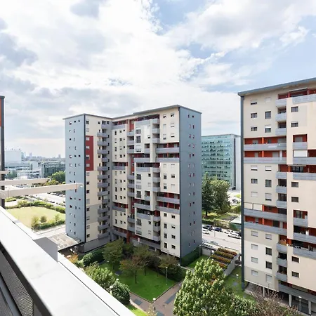 Daire Uniterrace - Bicocca District Milano